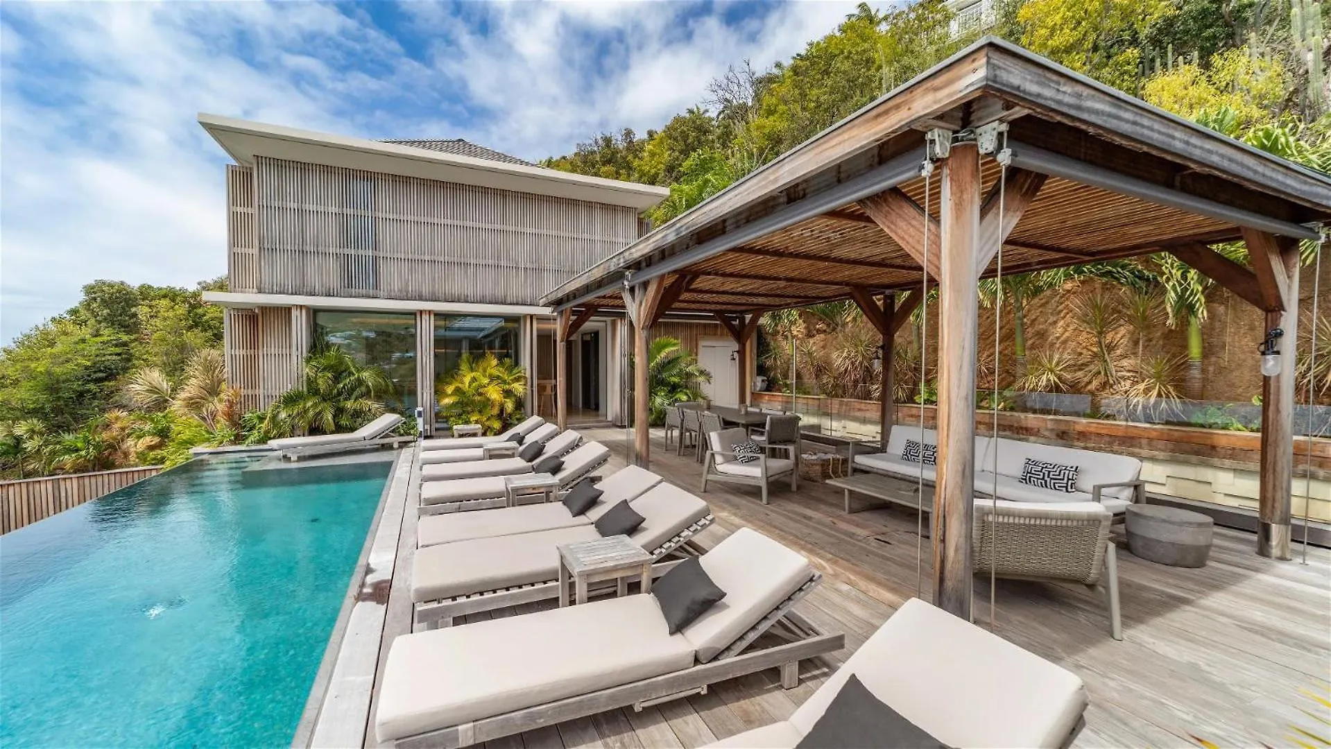 Superb Villa With Panoramic View Over Corossol Bay Gustavia