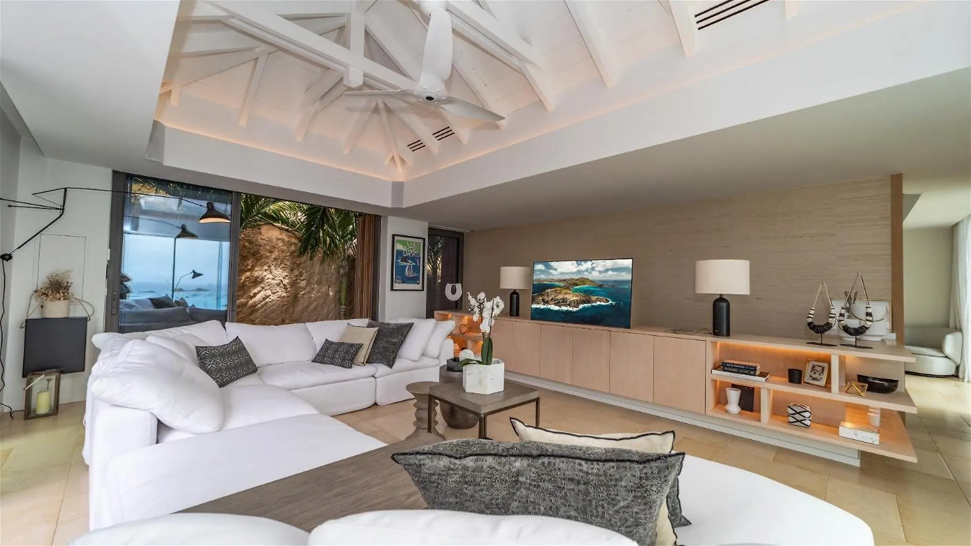 Superb Villa With Panoramic View Over Corossol Bay Gustavia